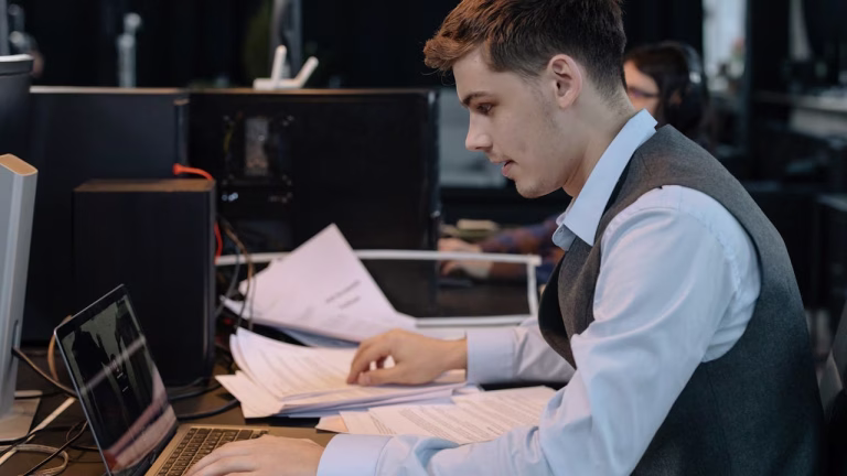 Can International Students Work in the UK? Rules, Hours & Jobs Explained (2026)